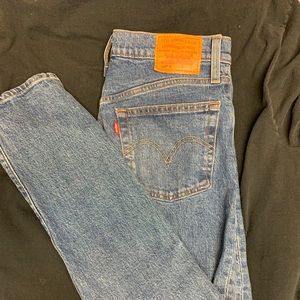 Vintage Levi’s 501’s Medium Wash Brand New Never Worn, Size 27